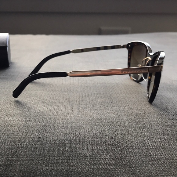 BURBERRY SUNGLASSES tortoise - Picture 4 of 8